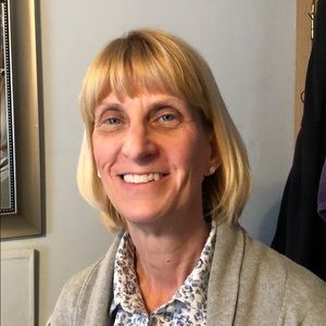 Meet your Posher, Joann